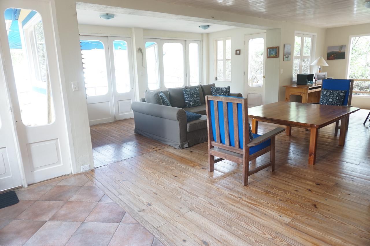 Casa Kubler Bed and Breakfast Puerto Ayora  Eksteriør billede